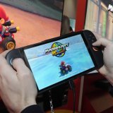 La console Nintendo Switch 2 sort officiellement ce jeudi 5 juin et suscite un très grand engouement. KEYSTONE/AP/Richard Drew